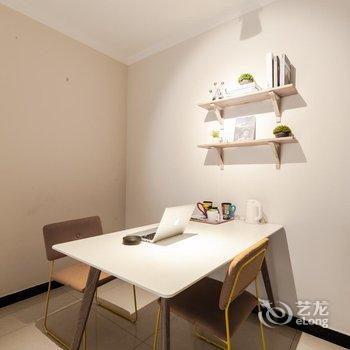 斑斓酒店大雁塔曲江南湖店酒店提供图片