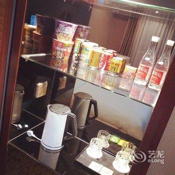 吴川市喜尔顺假日酒店酒店提供图片