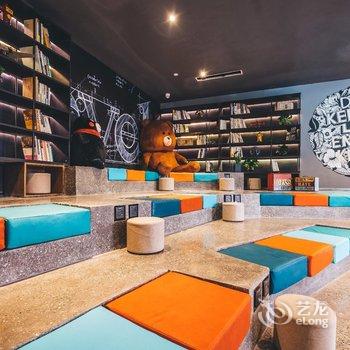 唐山会展中心亚朵轻居酒店酒店提供图片