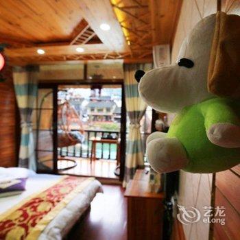 凤凰兄弟人家吊脚楼客栈(旗舰店)酒店提供图片