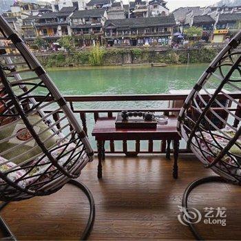 凤凰兄弟人家吊脚楼客栈(旗舰店)酒店提供图片