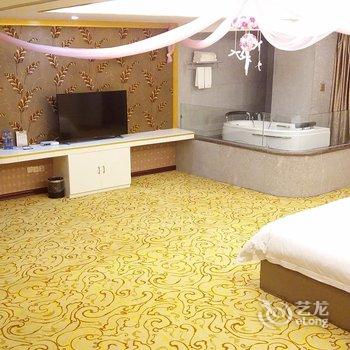 吴川市喜尔顺假日酒店酒店提供图片