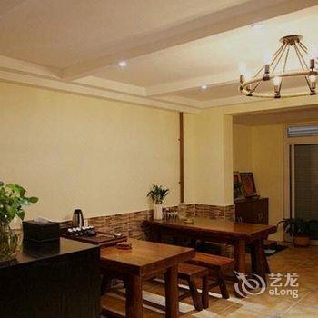 青岛芒豆的暖屋酒店提供图片