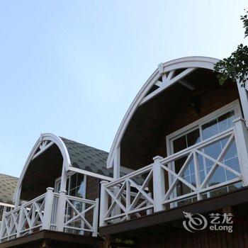 新兴天露山温泉养生度假酒店酒店提供图片