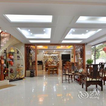 雅约臻品酒店(上海虹桥枢纽国家会展中心莘庄地铁站店)酒店提供图片