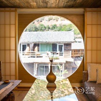 泸沽湖诗莉莉泛蜜月·在里格乐海居酒店提供图片