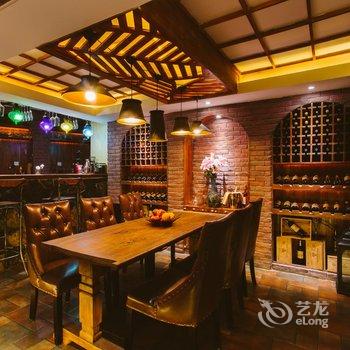 丽江瓦蓝旅居格调客栈酒店提供图片