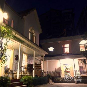 丹江口武当道客青年旅舍酒店提供图片