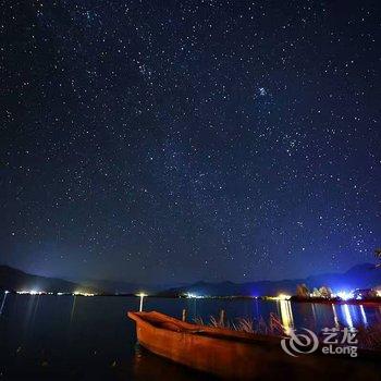 丽江泸沽湖沐光水岸客栈酒店提供图片