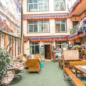 拉萨鲁萨青年客栈酒店提供图片