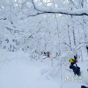 雪乡二浪河时光客栈酒店提供图片