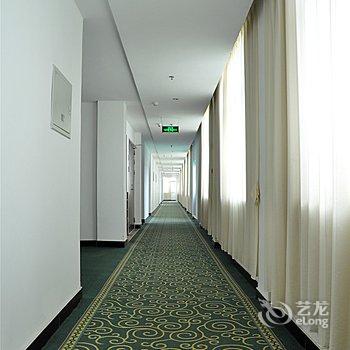 莒南商会绿地公馆大酒店酒店提供图片