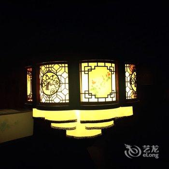 宏村夜雨人家客栈酒店提供图片