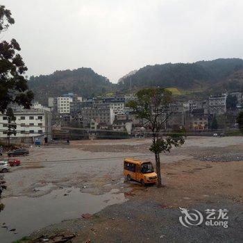 凤凰旮旯小屋酒店提供图片