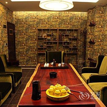 乡城德勒大酒店(甘孜州)酒店提供图片