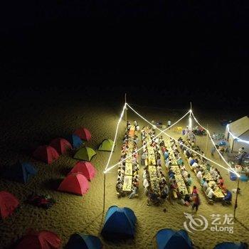 敦煌五色沙国际沙漠露营基地酒店提供图片