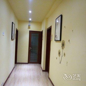 凉山优品之家酒店提供图片