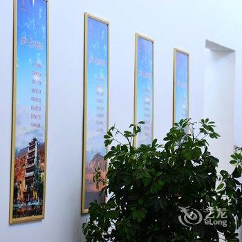 敦煌甘家大院客栈(莫高窟店)酒店提供图片