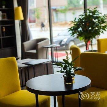 如家睿柏·云酒店(保定唐县国防东路店)酒店提供图片