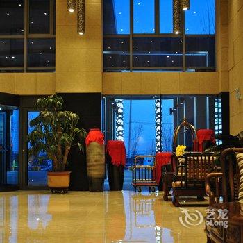 乌兰茶卡云鹏阳光假日酒店酒店提供图片