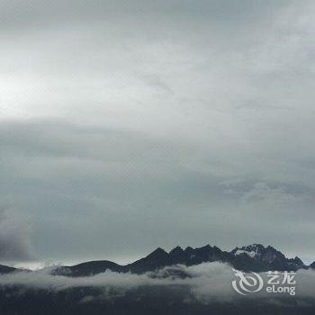 丽江骏逸骑士会度假山庄酒店提供图片