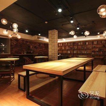 喆啡酒店(广州火车站三元里地铁站店)酒店提供图片