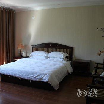 新源胡杨林风情园大酒店酒店提供图片