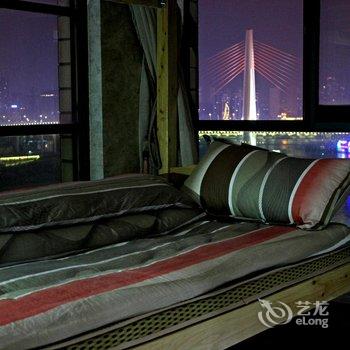 重庆想多了青年旅舍酒店提供图片