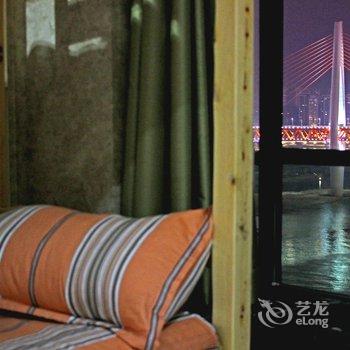 重庆想多了青年旅舍酒店提供图片