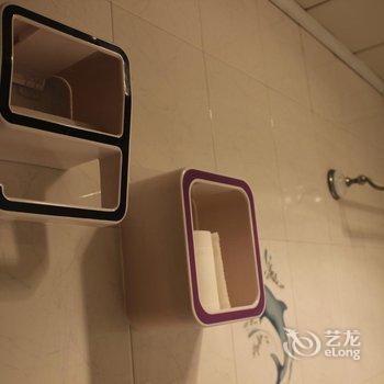 重庆想多了青年旅舍酒店提供图片