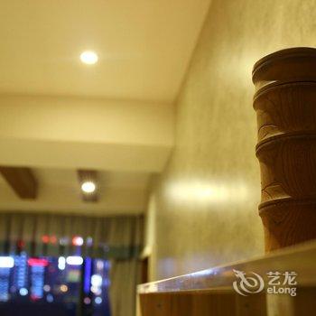 重庆想多了青年旅舍酒店提供图片