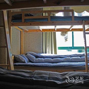 重庆想多了青年旅舍酒店提供图片