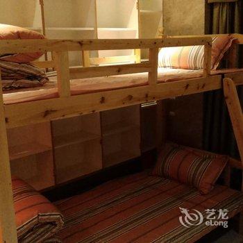 重庆想多了青年旅舍酒店提供图片
