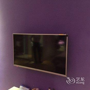 天鹅恋情侣主题酒店(西安小寨店)酒店提供图片