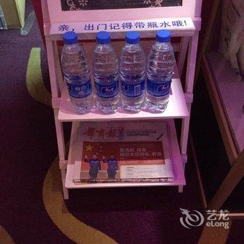 天鹅恋情侣主题酒店(西安小寨店)酒店提供图片