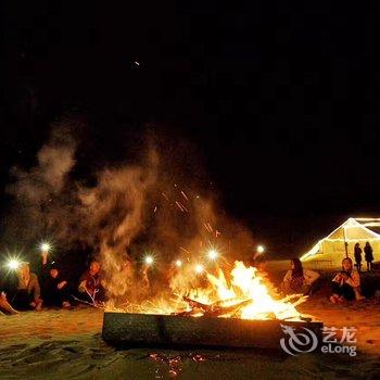 敦煌大漠风尘国际沙漠露营基地住宿酒店提供图片