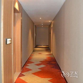 柏曼酒店(广州天河体育中心林和西地铁站店)酒店提供图片