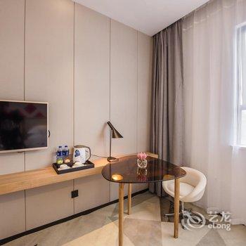 柏曼酒店(广州天河体育中心林和西地铁站店)酒店提供图片