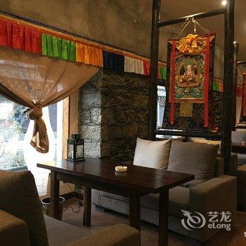 稻城亚丁阿妈民居摄影主题酒店酒店提供图片