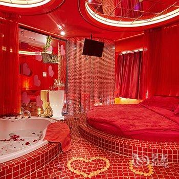 万爱情侣主题酒店(昆明汇都店)酒店提供图片