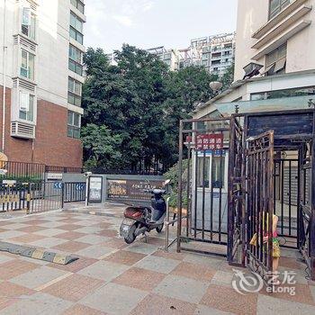 成都闲情小站酒店公寓