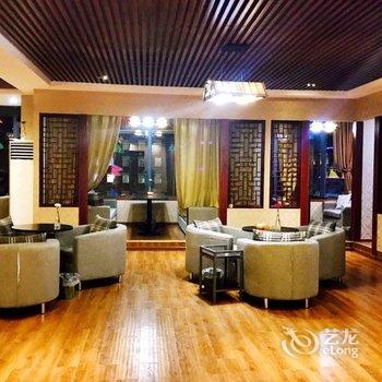 炉霍雍金卓玛大酒店酒店提供图片