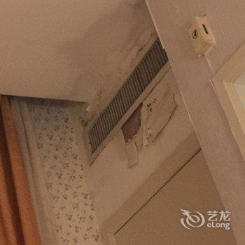 24K国际连锁酒店(上海南京东路步行街店)用户上传图片