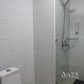 如家快捷酒店(威海青岛中路派柏-云店)酒店提供图片