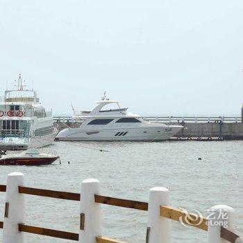 绥中洪悦海景公寓酒店提供图片