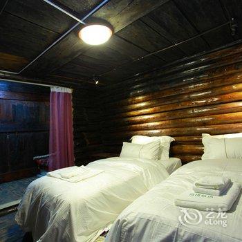 香格里拉腊浪拉措牧场客房酒店提供图片