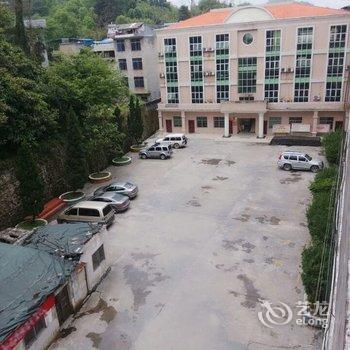 明锦商务酒店(南丹县民政局南)酒店提供图片