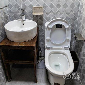 昆山日暮里客栈酒店提供图片