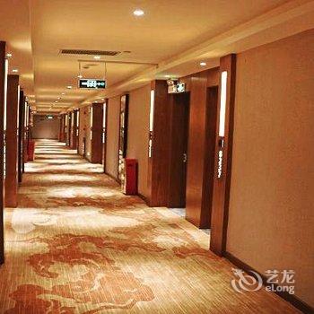 喆啡酒店(广州火车站三元里地铁站店)酒店提供图片