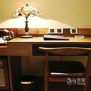 喆啡酒店(广州火车站三元里地铁站店)酒店提供图片